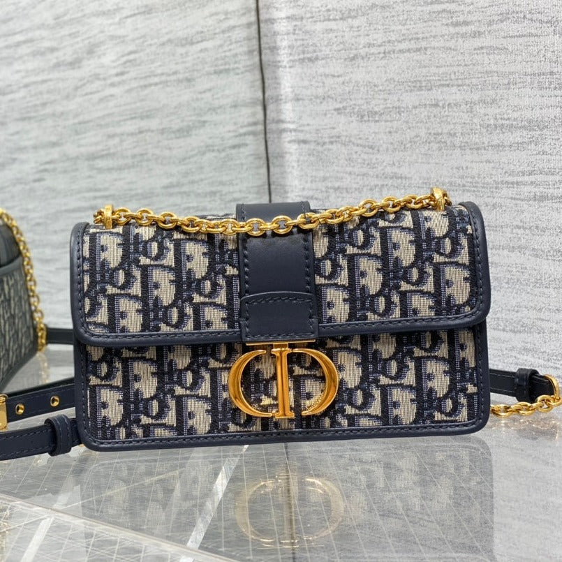 Luxury Dior30 MONTAIGNE 21.5CM BLUE OBLIQUE EMBROIDERY