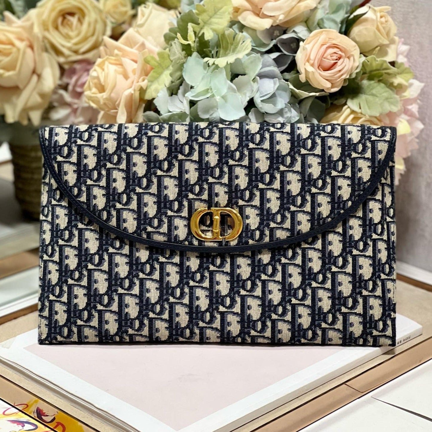 Luxury Dior30 MONTAIGNE 30CM BLUE OBLIQUE EMBROIDERY