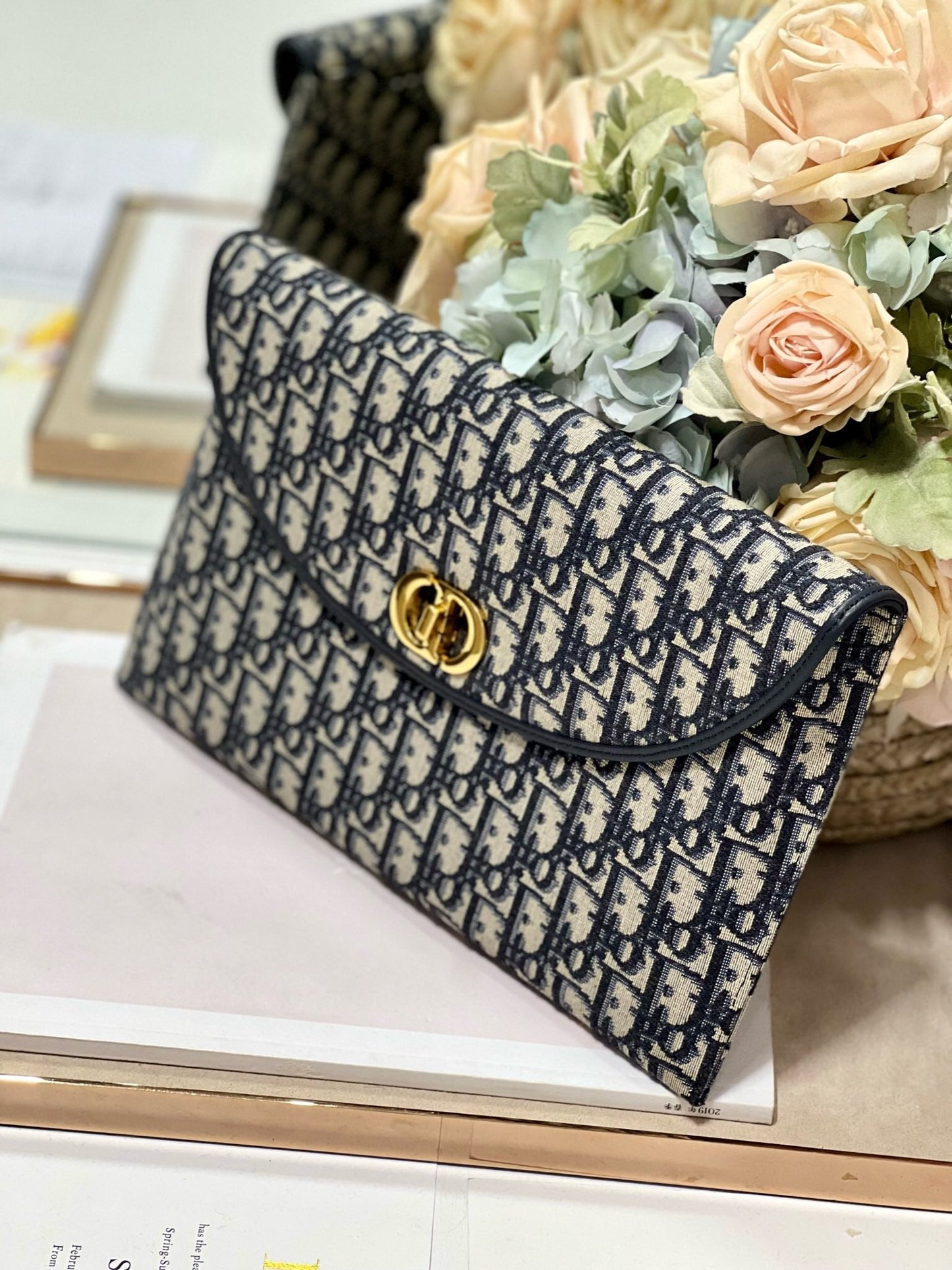Luxury Dior30 MONTAIGNE 30CM BLUE OBLIQUE EMBROIDERY