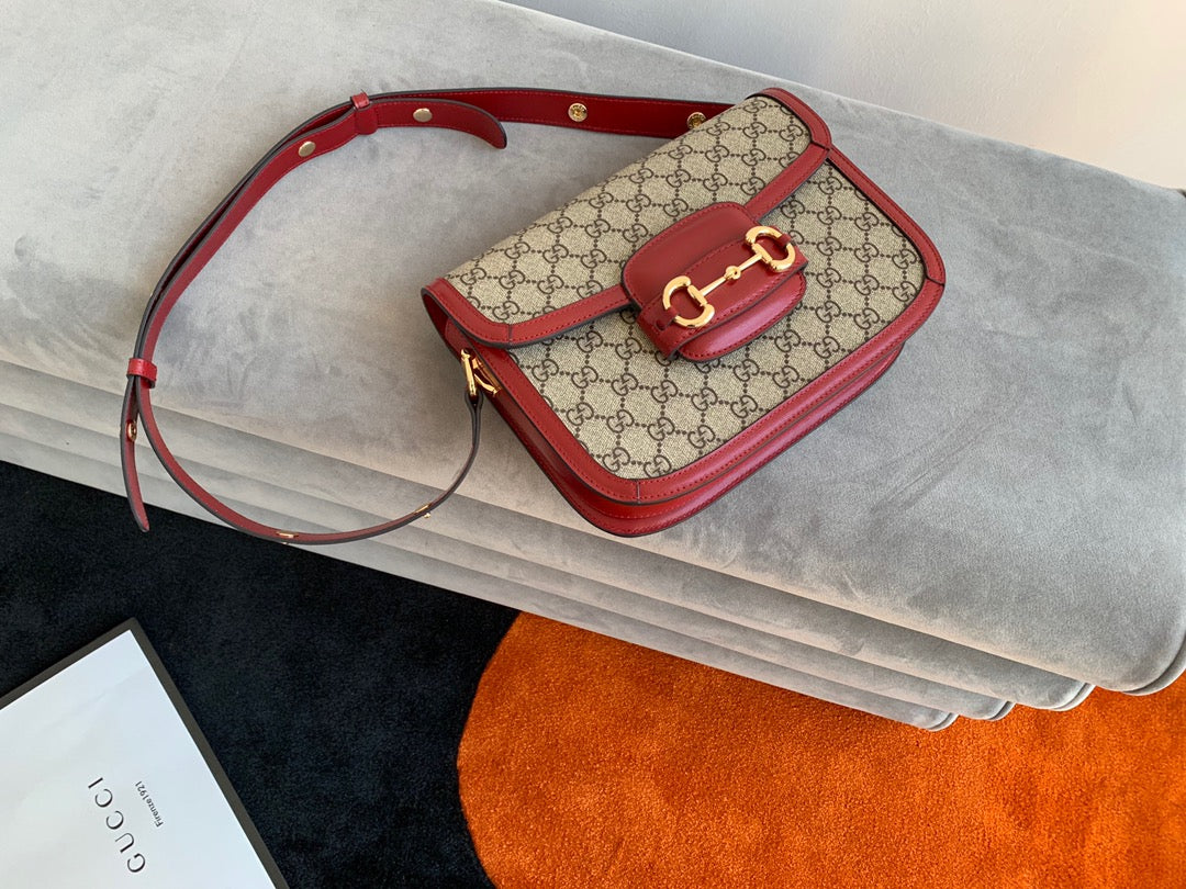 Luxury Gucci GG 1955 Horsebit Bag 25cm Red Leather Beige Canvas Gold Hardware