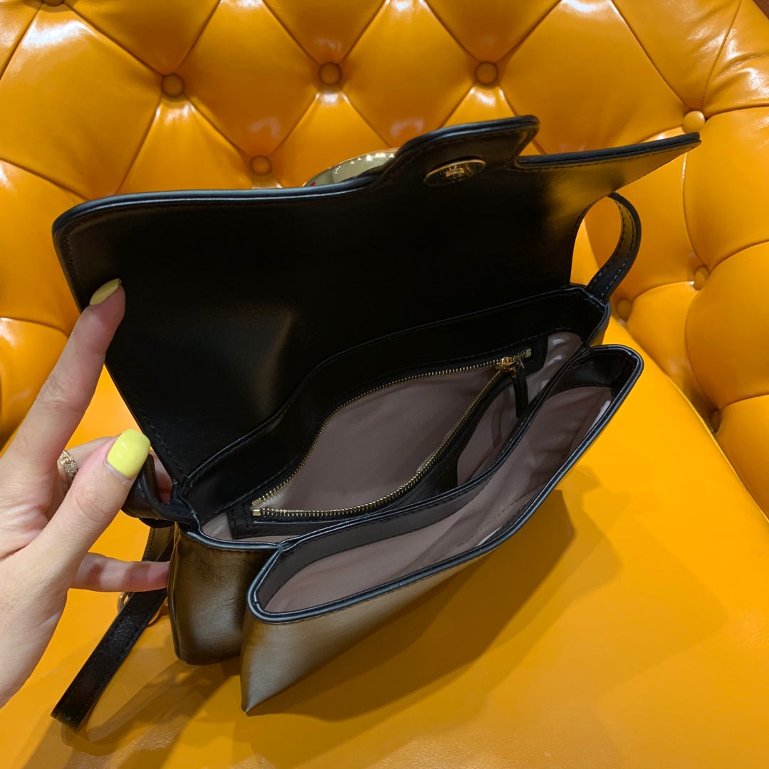 Luxury Gucci GG Arli Bag 25cm Black Calfskin Gold Hardware