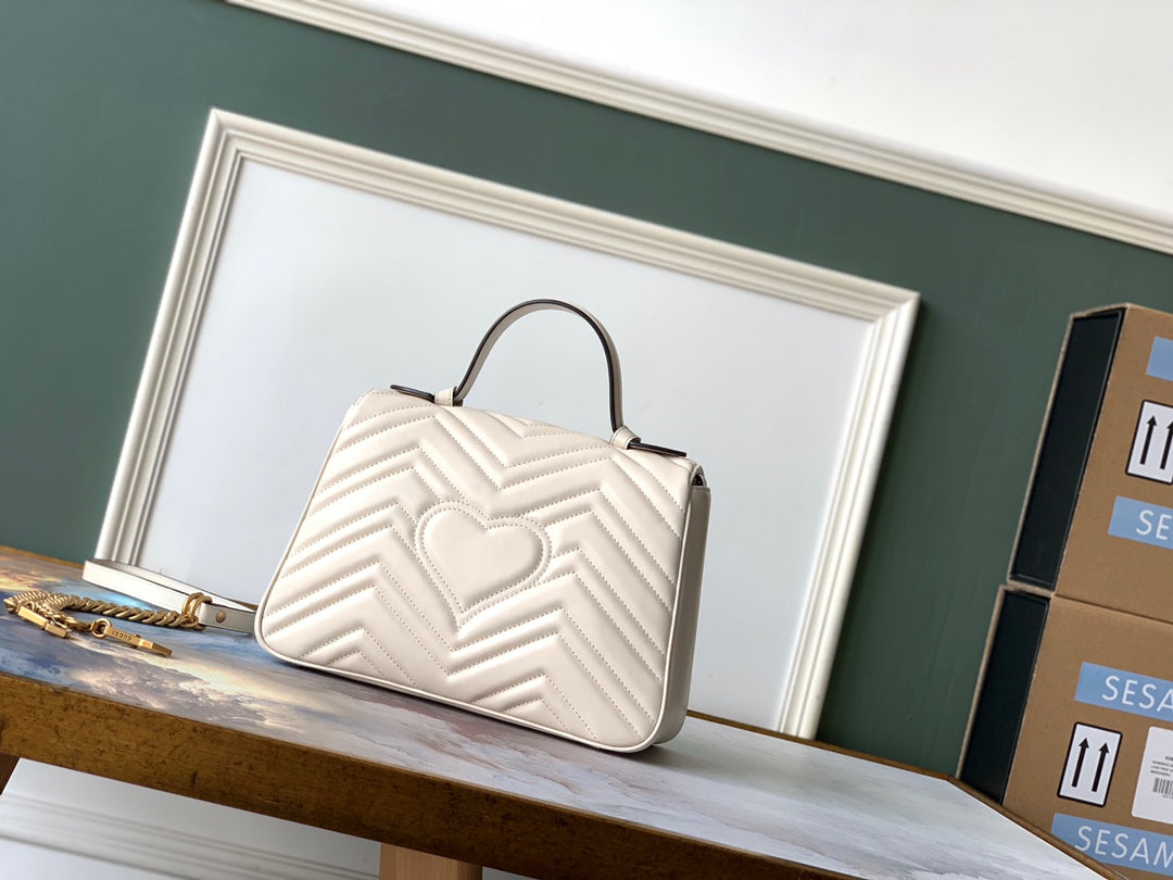 Luxury Gucci GG Marmont 26.5cm White Calfskin Gold Hardware