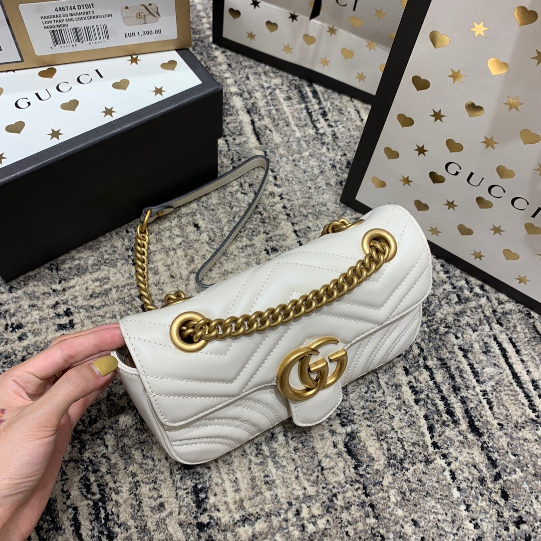 Luxury Gucci GG Marmont 22cm White Calfskin Gold Hardware