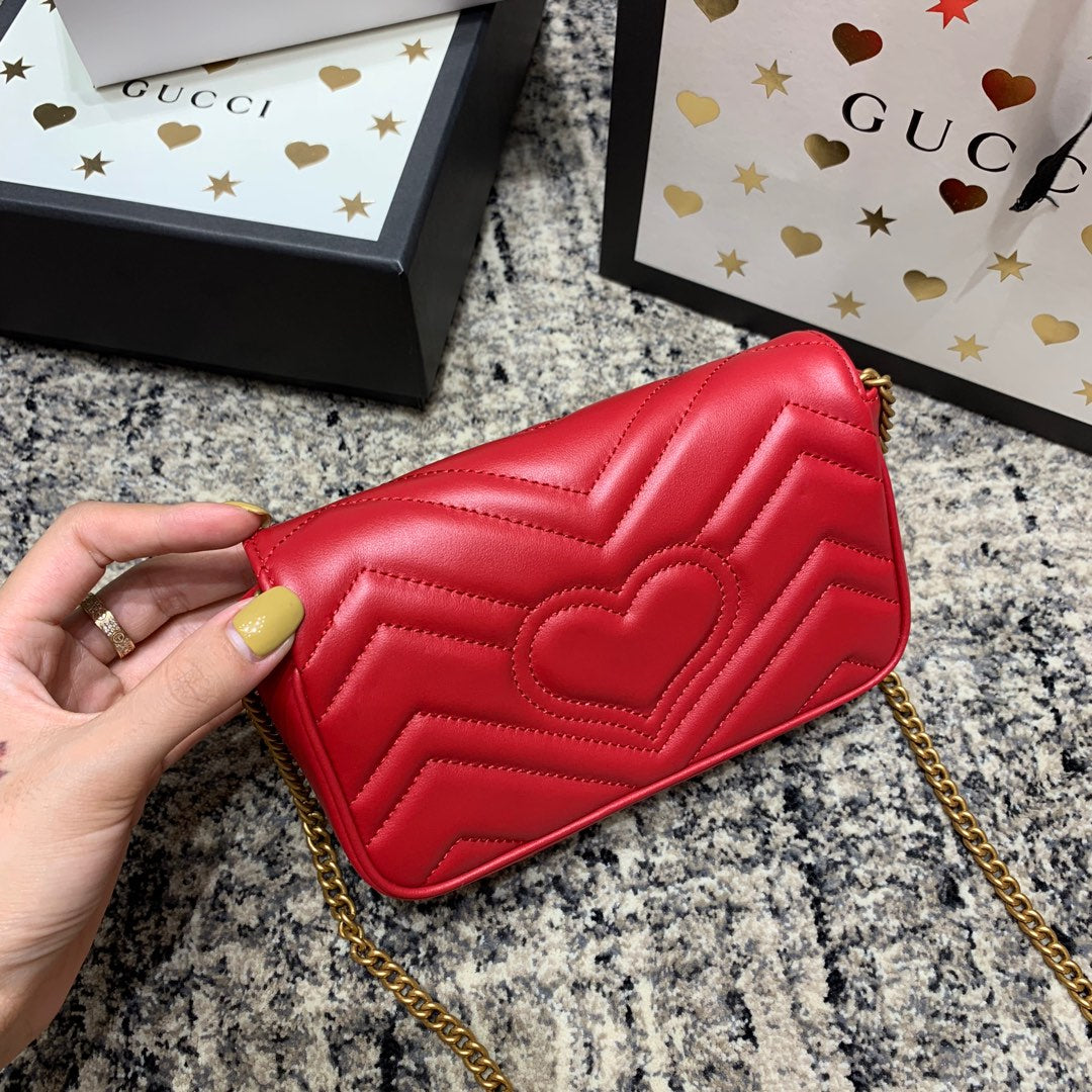 Luxury Gucci GG Marmont Mini 16.5cm Red Calfskin Gold Hardware