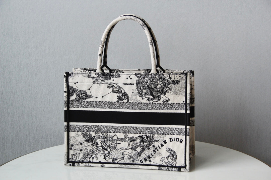 Luxury DiorMedium Book Tote 36cm Hercules White