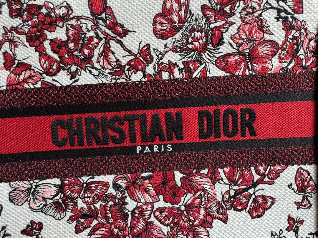 Luxury DiorSmall Book Tote 26.5cm White and Red Heart Butterfly Embroidery