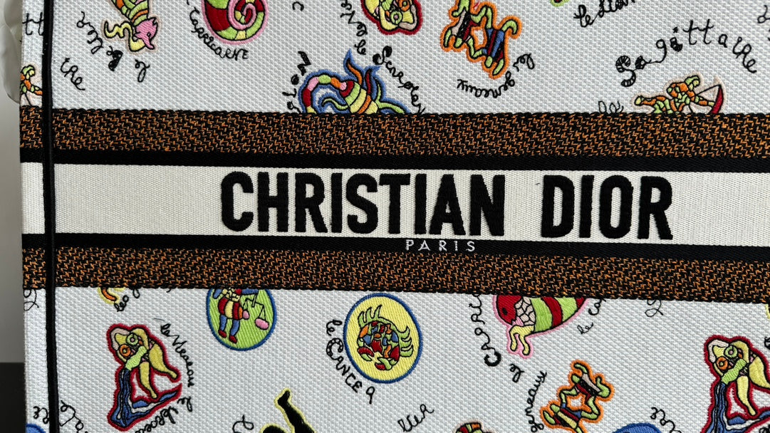 Luxury DiorLarge Book Tote 42cm White Multicolor Dragon Zodiac Embroidery