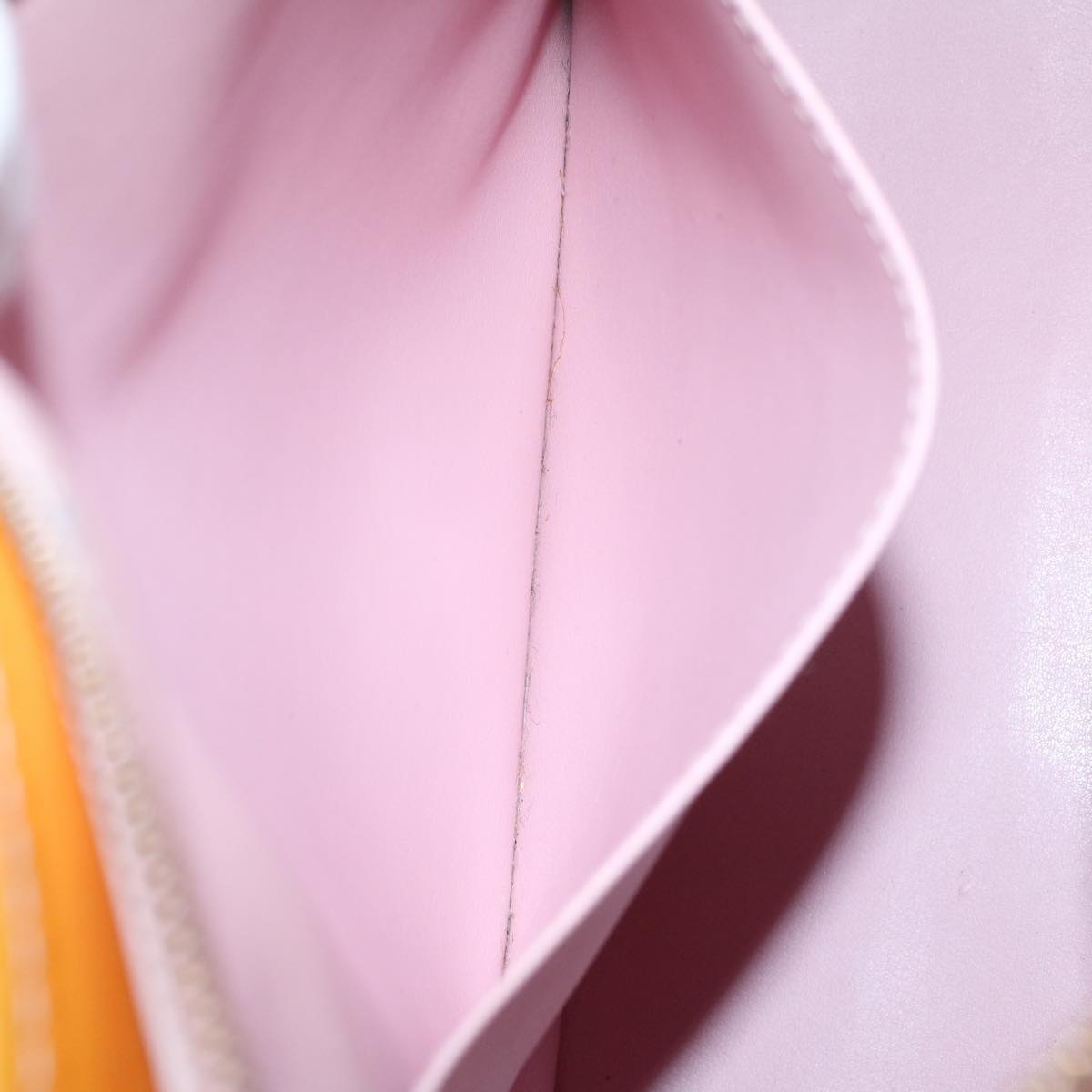 LOUIS VUITTON Monogram Vernis Houston Bag Marshmallow Pink M91302 LV yb397