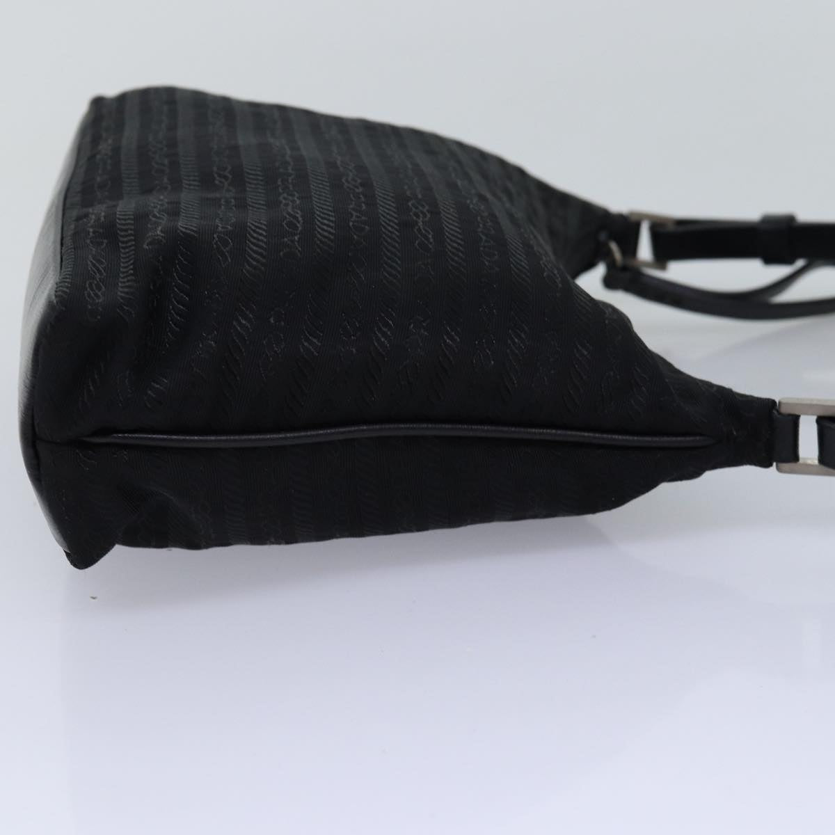 Luxury PradaShoulder Bag Nylon Black yb570