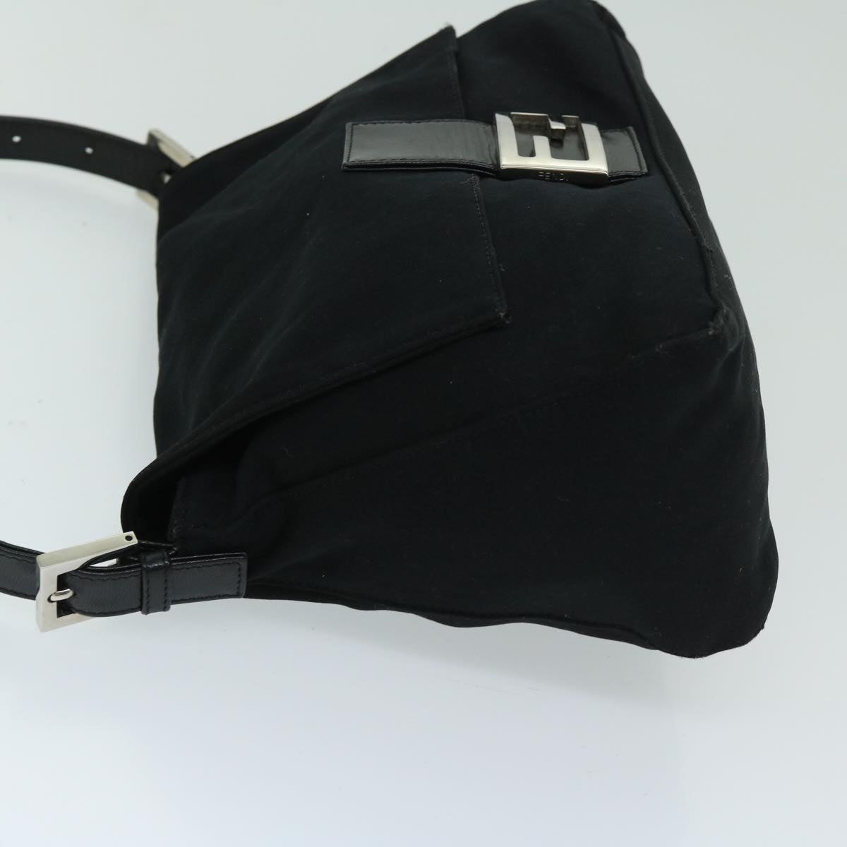 Luxury FendiMamma Baguette Shoulder Bag Nylon Blackyk10749