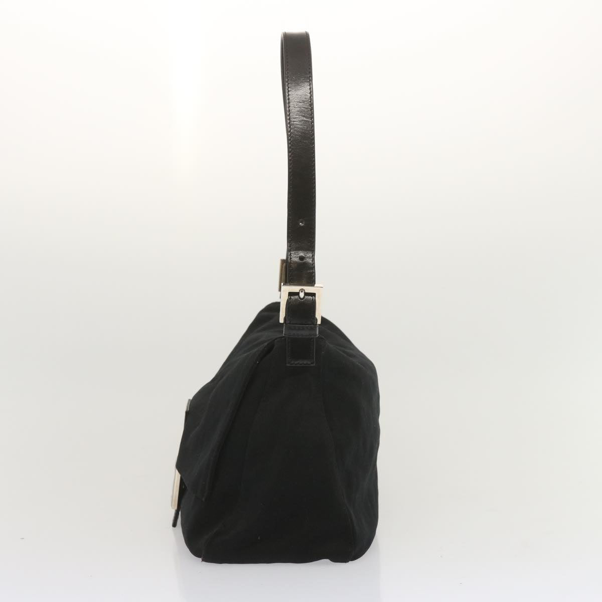 Luxury FendiMamma Baguette Shoulder Bag Nylon Blackyk11070
