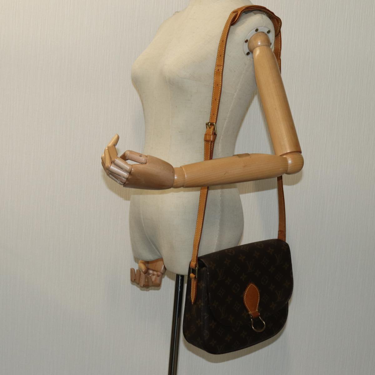 LOUIS VUITTON Monogram Saint Cloud GM Shoulder Bag M51242 LV yk11538