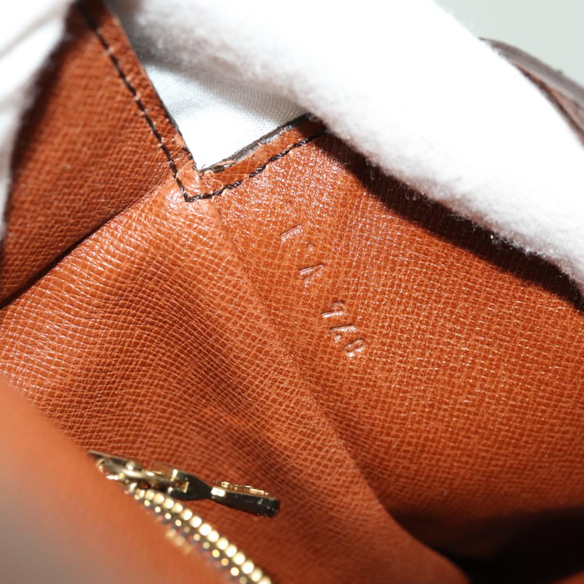 LOUIS VUITTON Monogram Saint Cloud GM Shoulder Bag M51242 LV yk11560