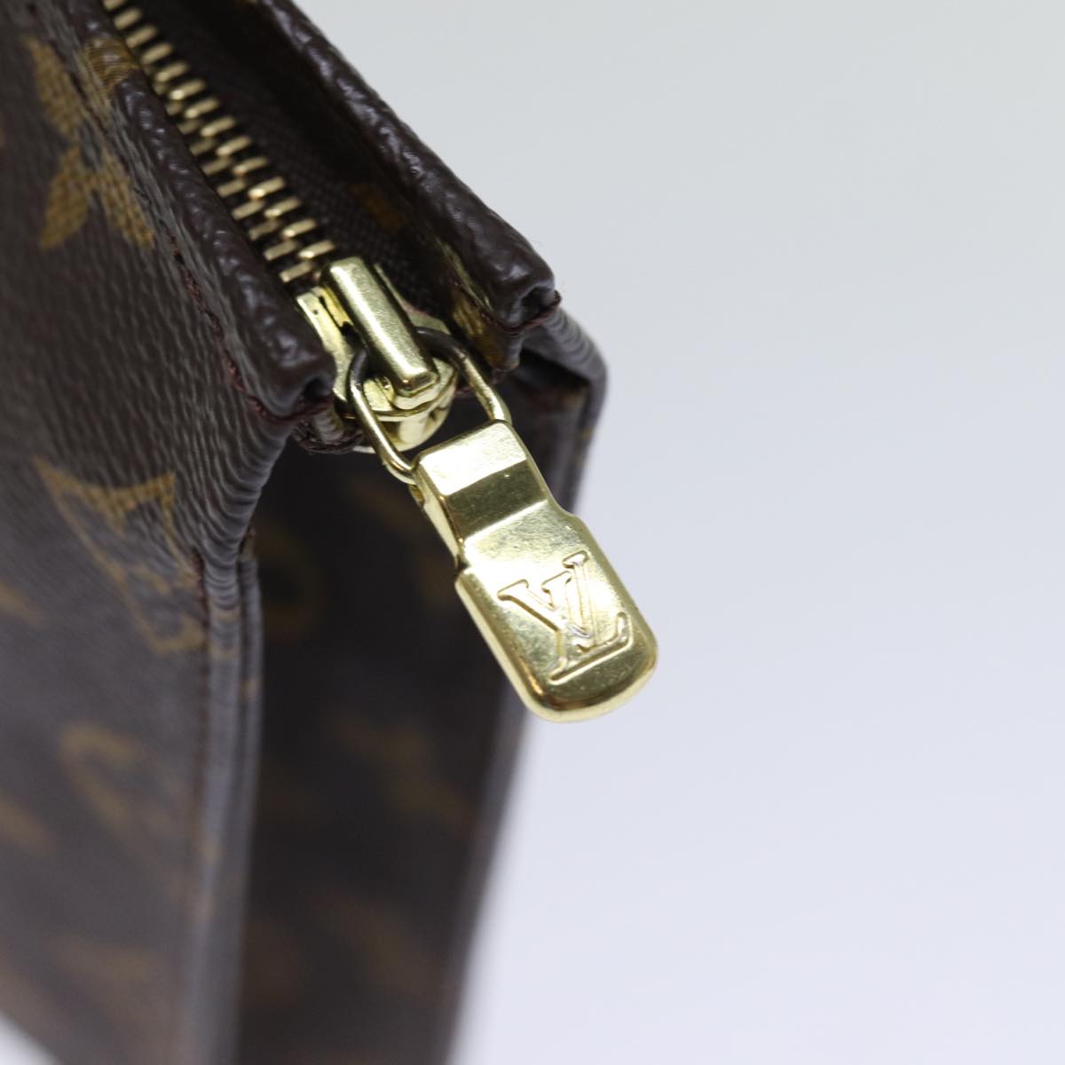 LOUIS VUITTON Monogram Poche Toilette 26 Pouch M47542 LV yk12560