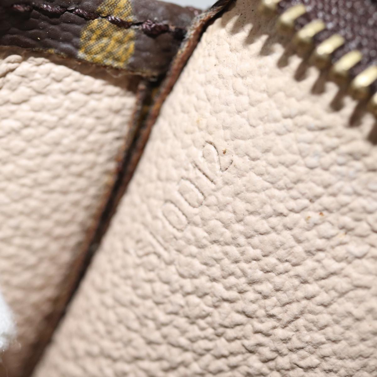 LOUIS VUITTON Monogram Poche Toilette 26 Pouch M47542 LV yk12560