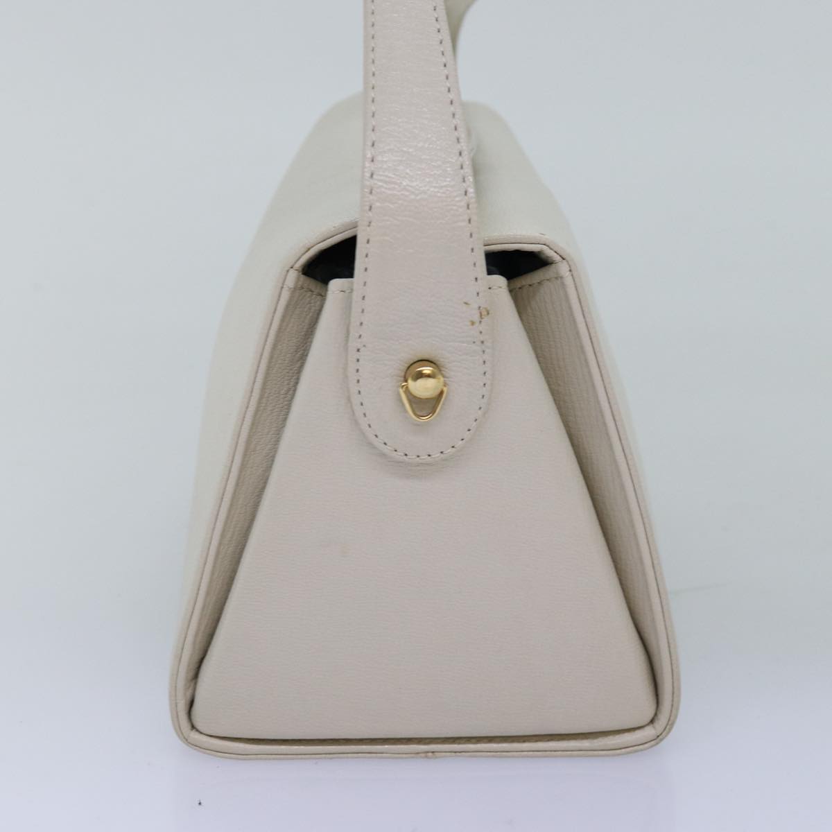 Luxury Fendi Hand Bag Leather 2way Whiteyk12624