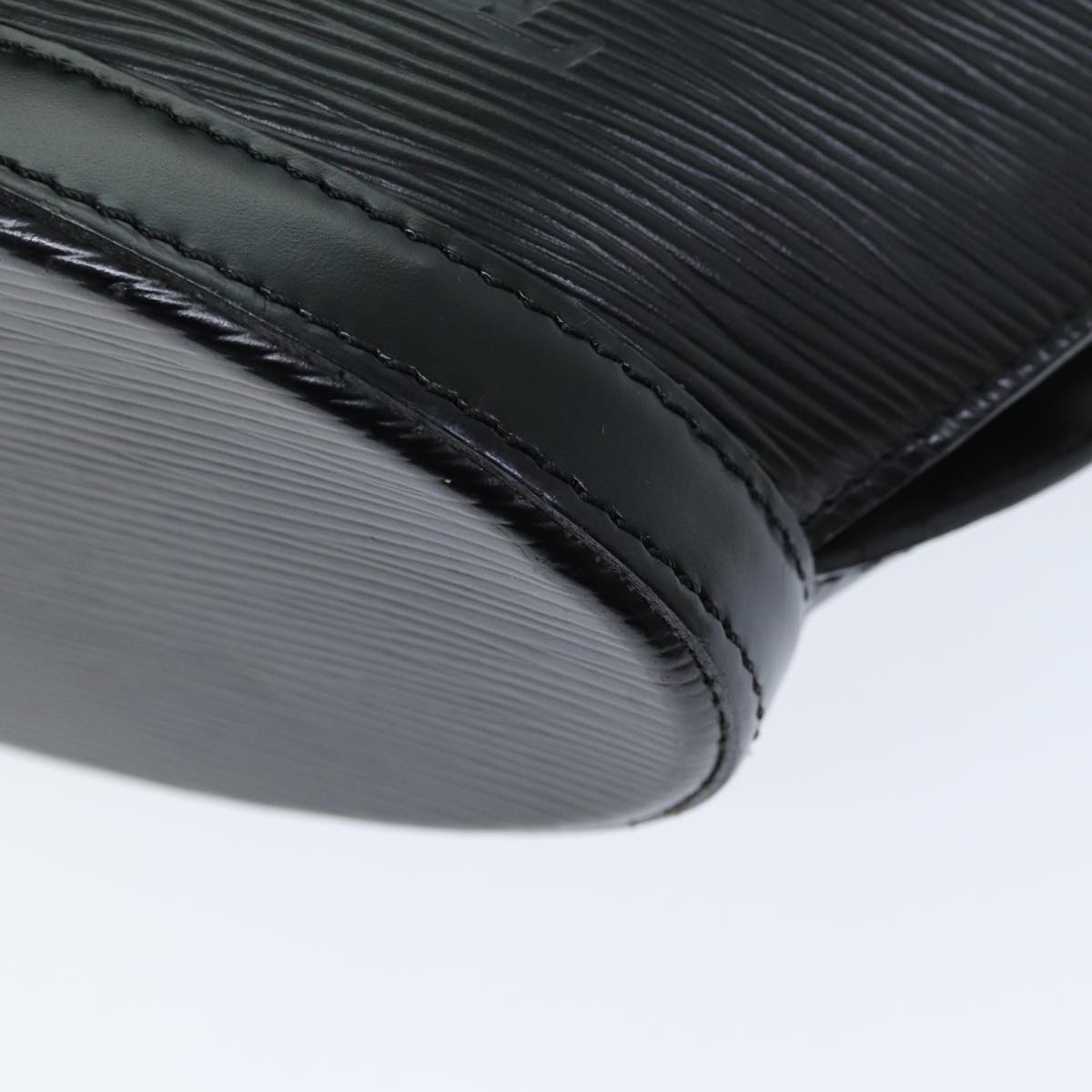 LOUIS VUITTON Epi Saint Jacques Hand Bag Black M52272 LV yk12657