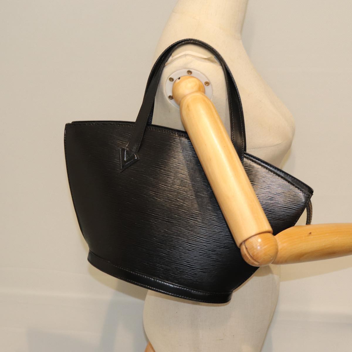 LOUIS VUITTON Epi Saint Jacques Hand Bag Black M52272 LV yk12657