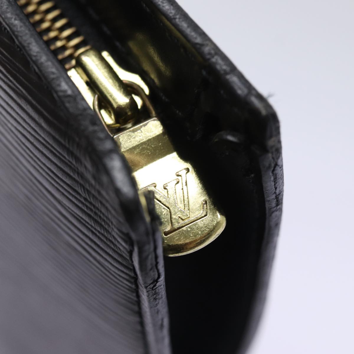 LOUIS VUITTON Epi Saint Jacques Hand Bag Black M52272 LV yk13090