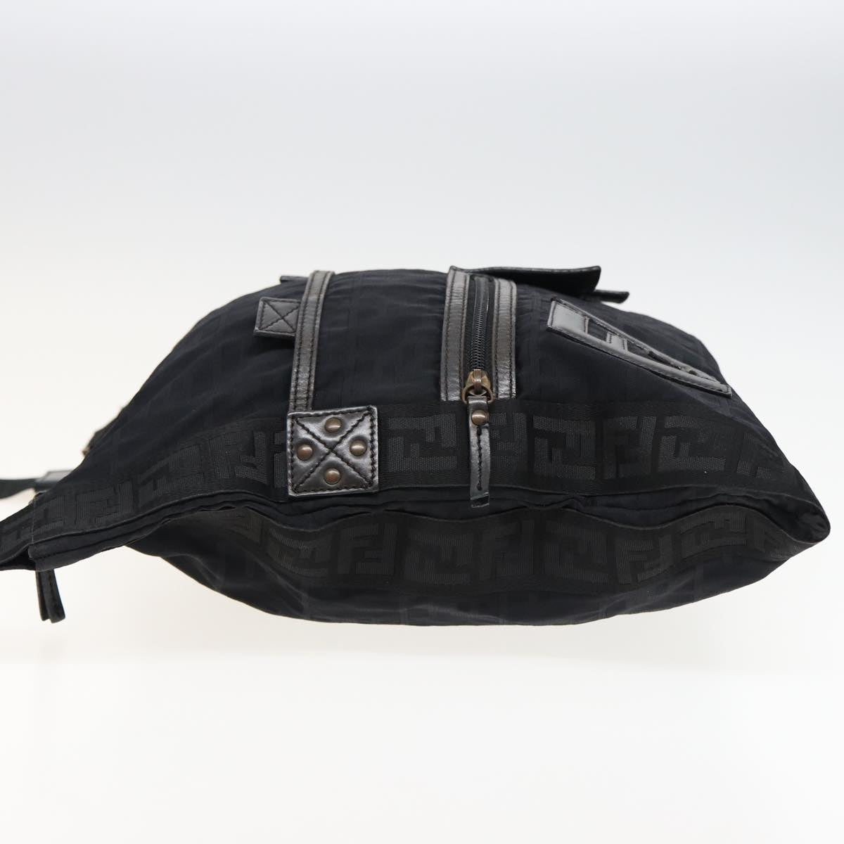 Luxury Fendi Zucca Canvas Shoulder Bag Blackyk13192