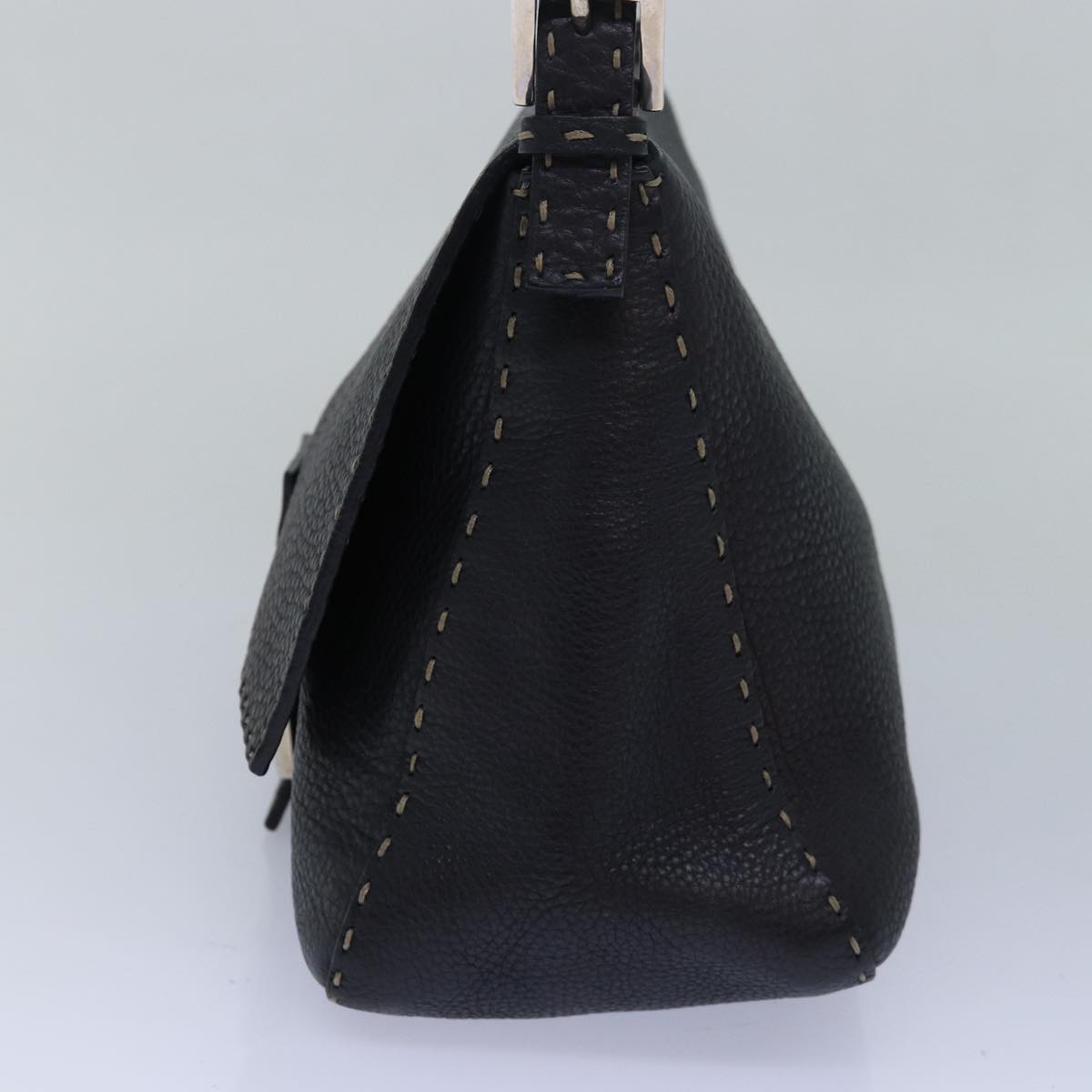Luxury Fendi Celeria Mamma Baguette Shoulder Bag Leather Blackyk13492