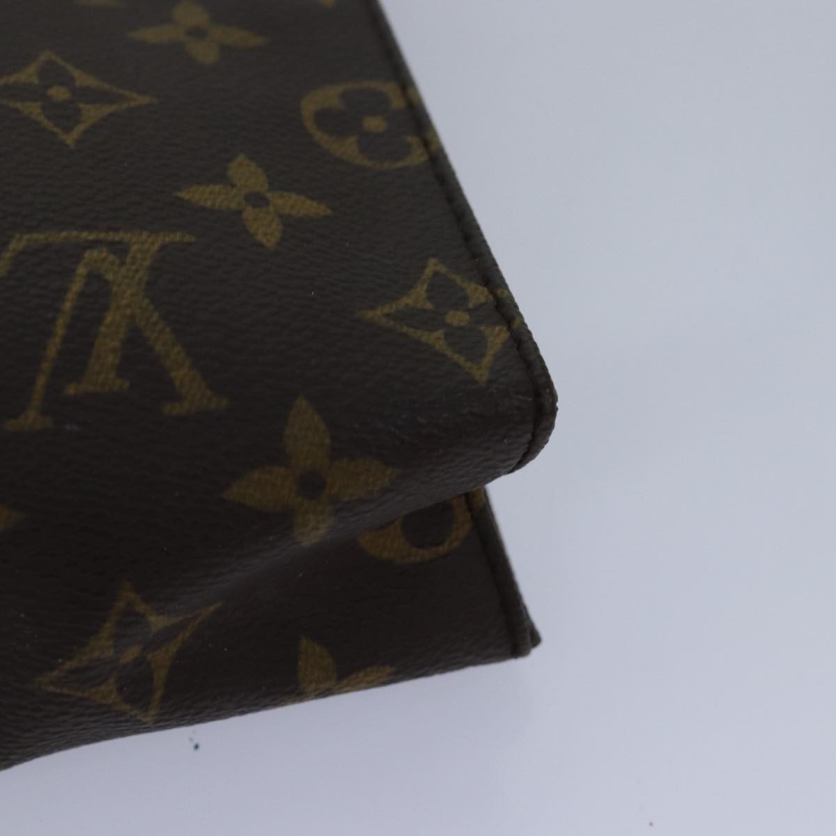 LOUIS VUITTON Monogram Poche Toilette 26 Pouch M47542 LV yk13699