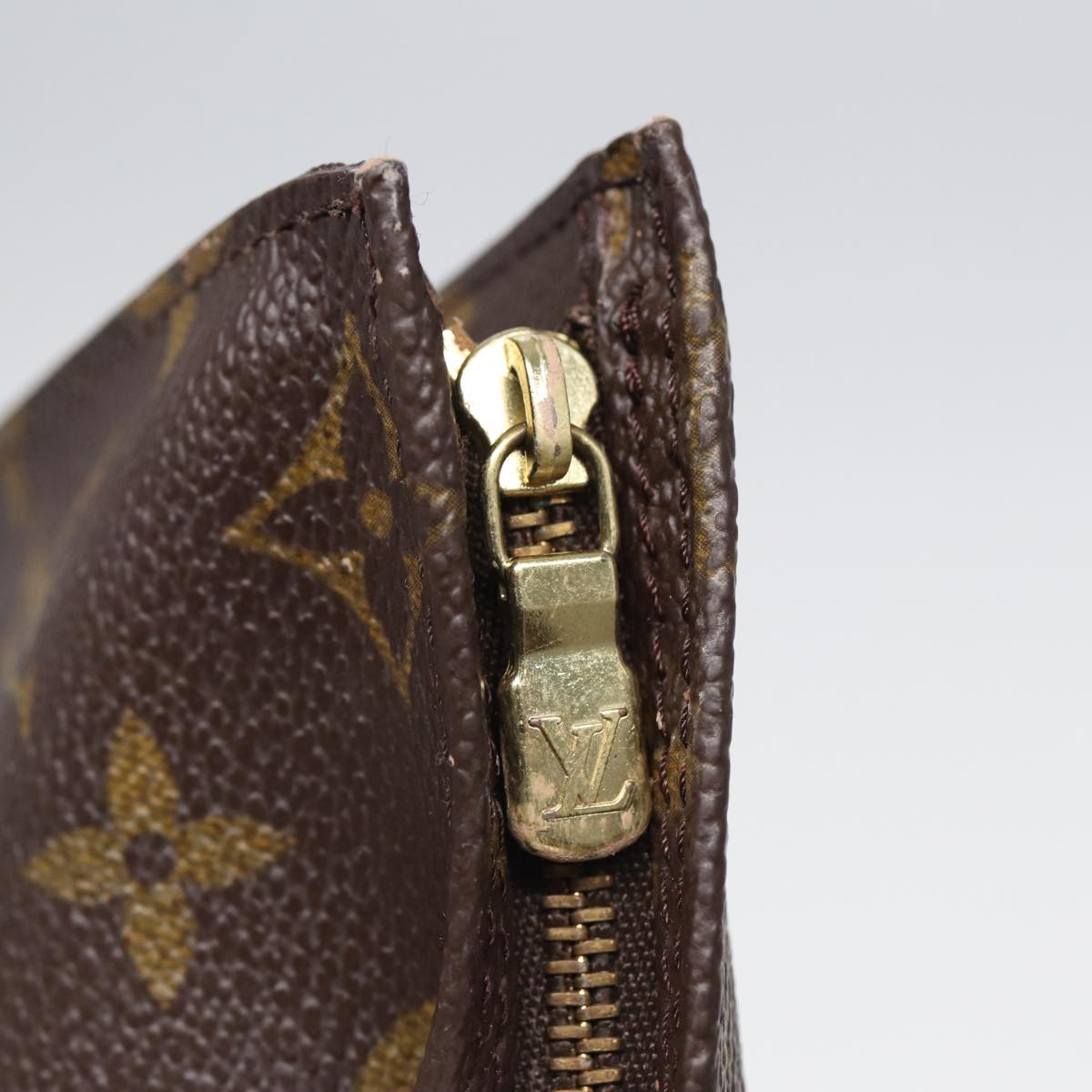 LOUIS VUITTON Monogram Bucket GM Pouch Accessory Pouch LV yk13852