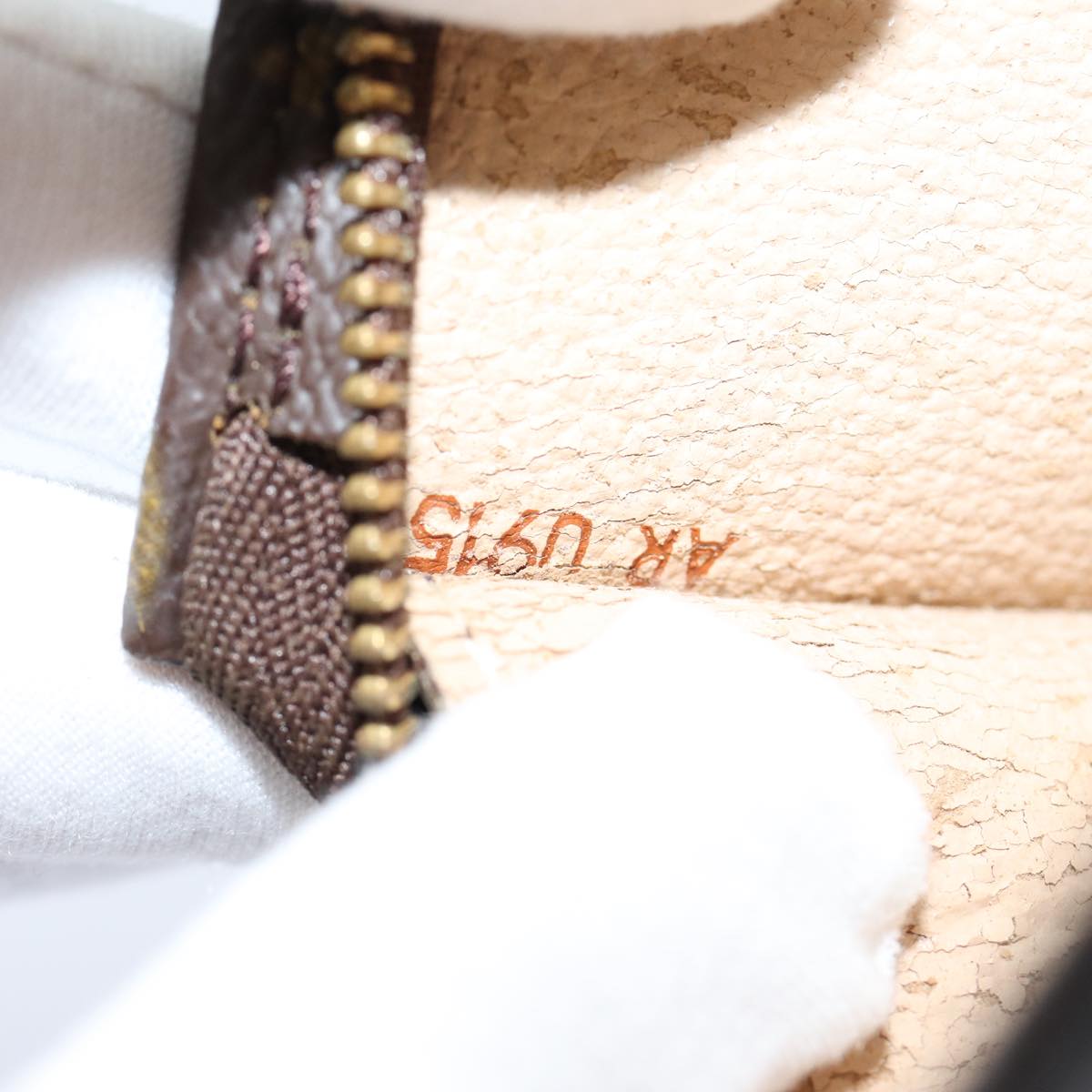 LOUIS VUITTON Monogram Bucket PM Pouch Accessory Pouch LV yk13860