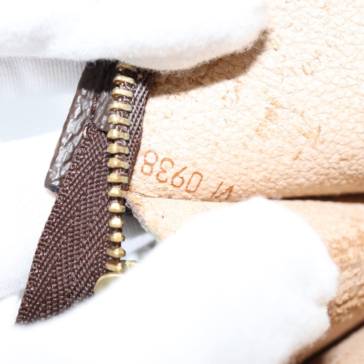LOUIS VUITTON Monogram Bucket PM Pouch Accessory Pouch LV yk13866