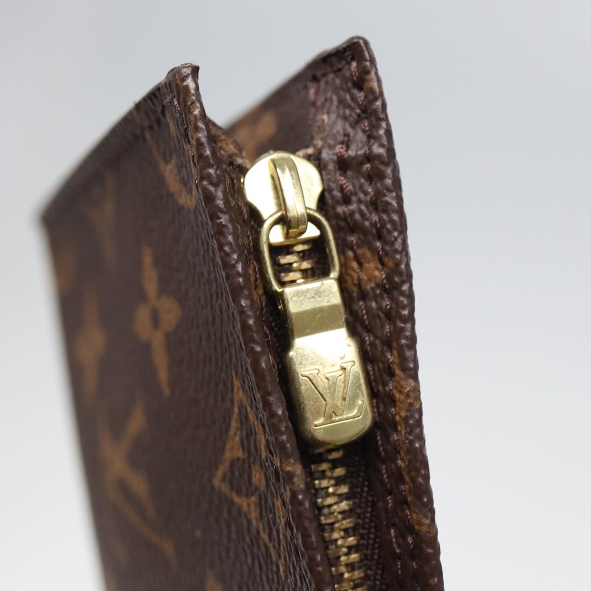 LOUIS VUITTON Monogram Bucket PM Pouch Accessory Pouch LV yk13868