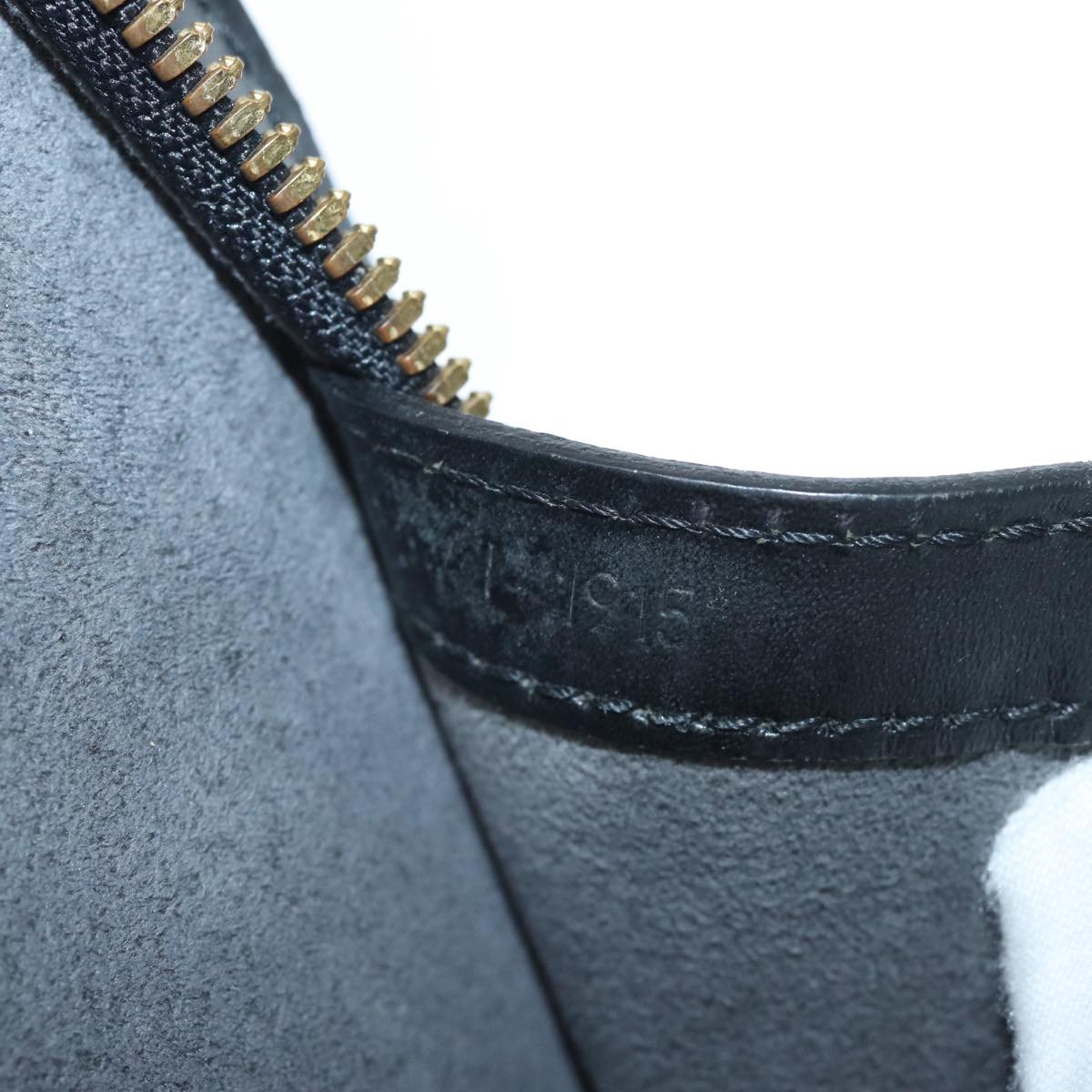 LOUIS VUITTON Epi Lussac Shoulder Bag Black M52282 LV yk13893
