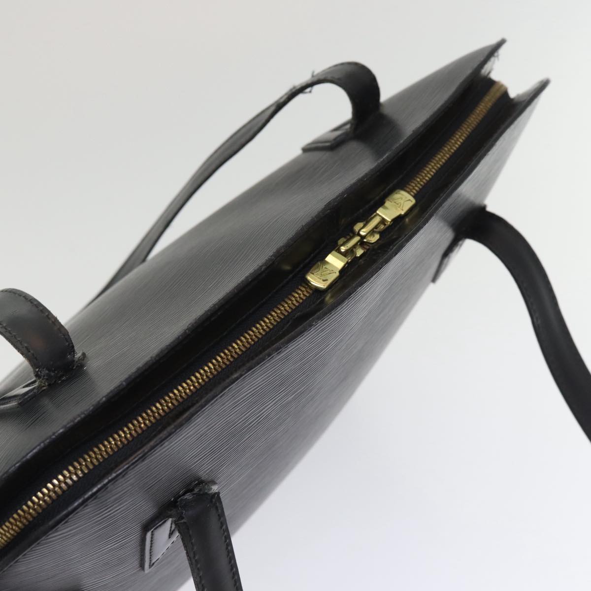 LOUIS VUITTON Epi Lussac Shoulder Bag Black M52282 LV yk13893