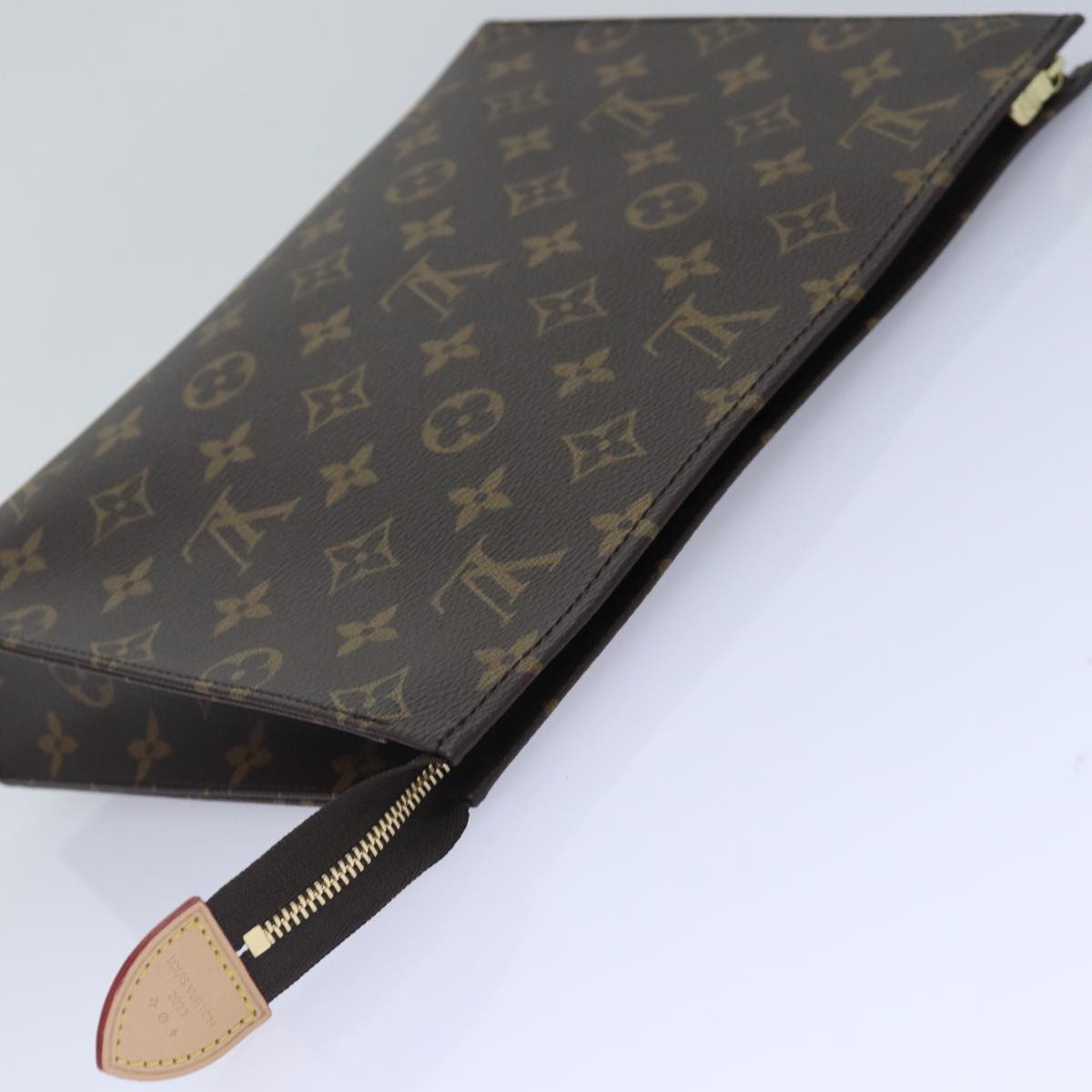 LOUIS VUITTON Monogram Poche Toilette 26 Pouch M47542 LV yk14309S