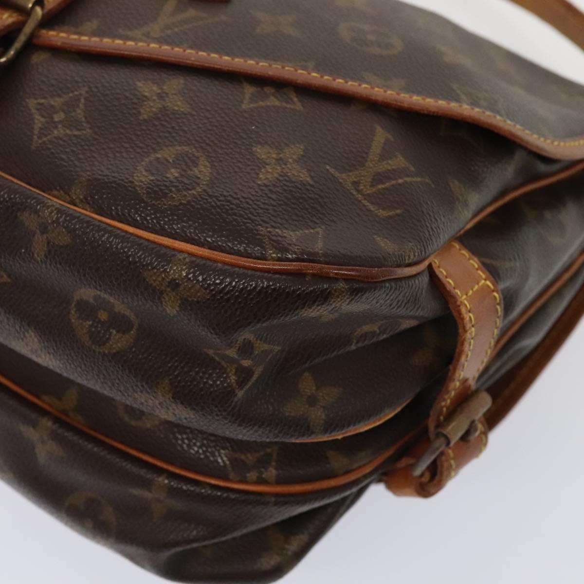 LOUIS VUITTON Monogram Saumur 30 Shoulder Bag M42256 LV yk14359