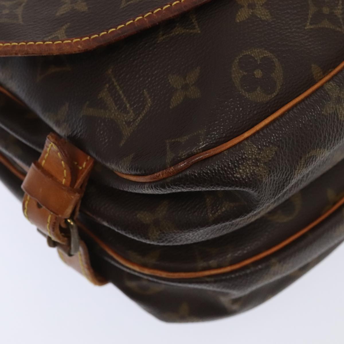 LOUIS VUITTON Monogram Saumur 30 Shoulder Bag M42256 LV yk14359