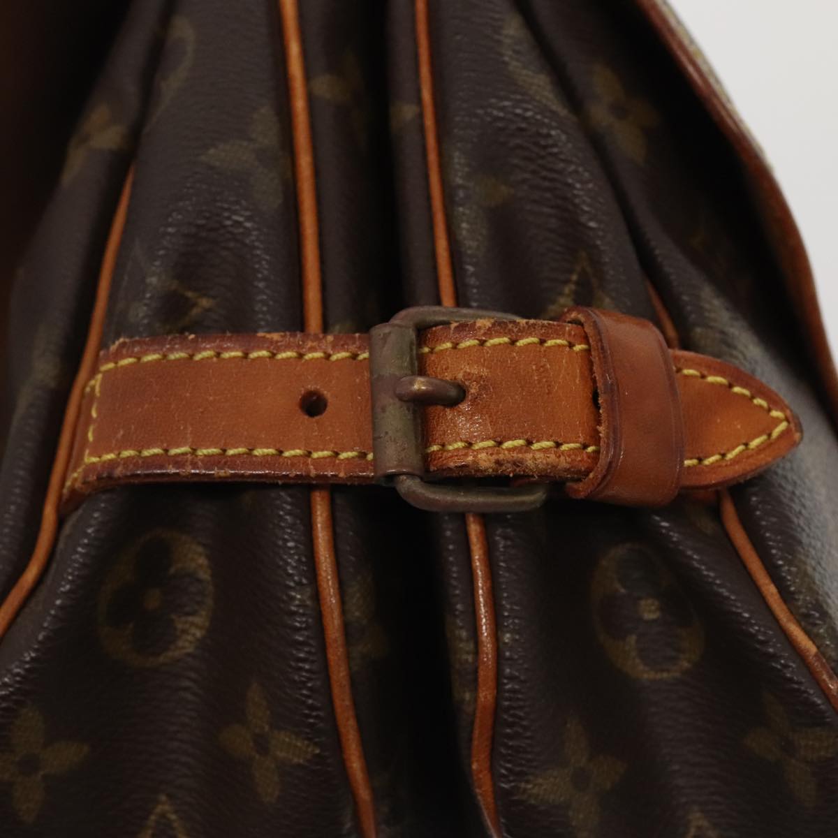 LOUIS VUITTON Monogram Saumur 30 Shoulder Bag M42256 LV yk14359