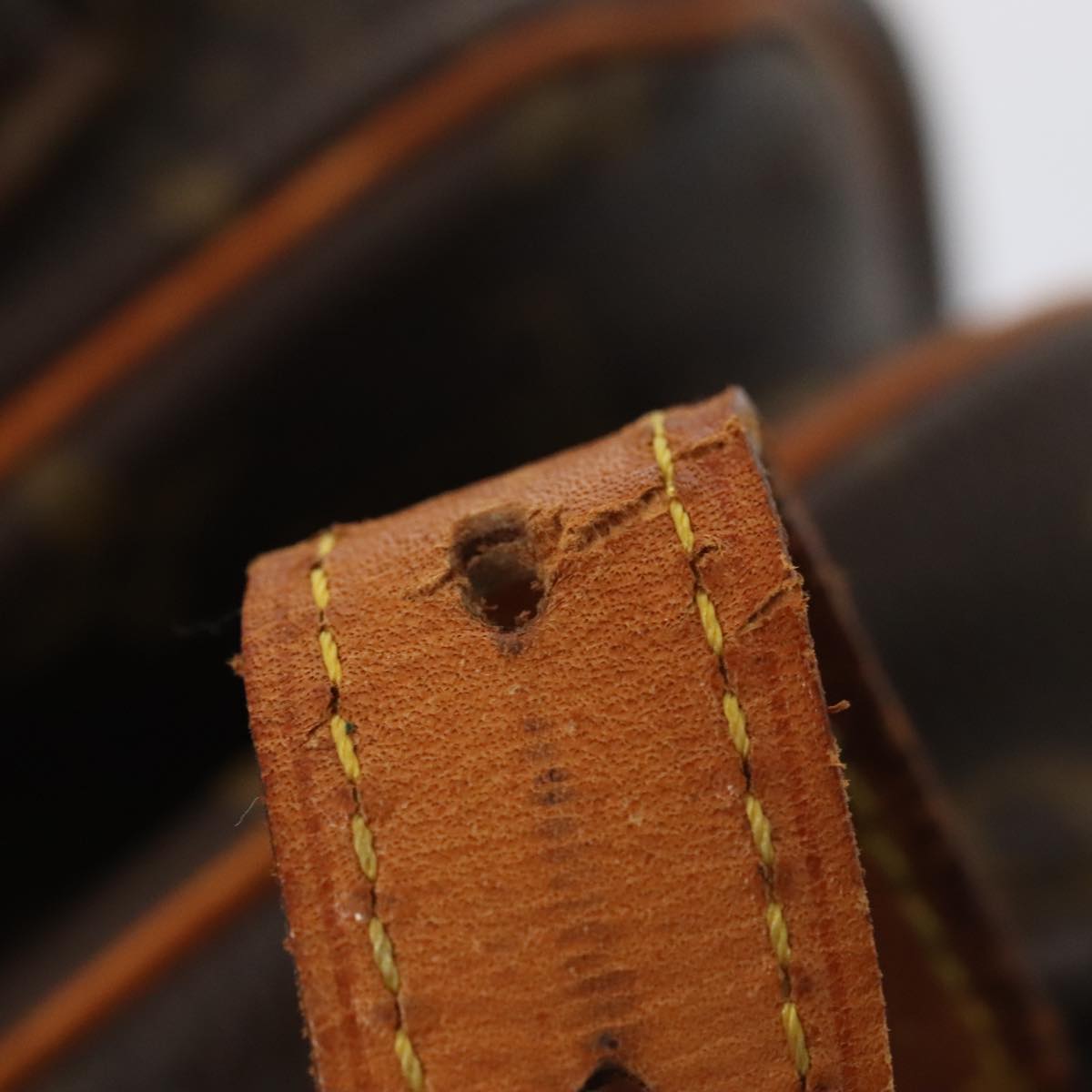 LOUIS VUITTON Monogram Saumur 30 Shoulder Bag M42256 LV yk14359