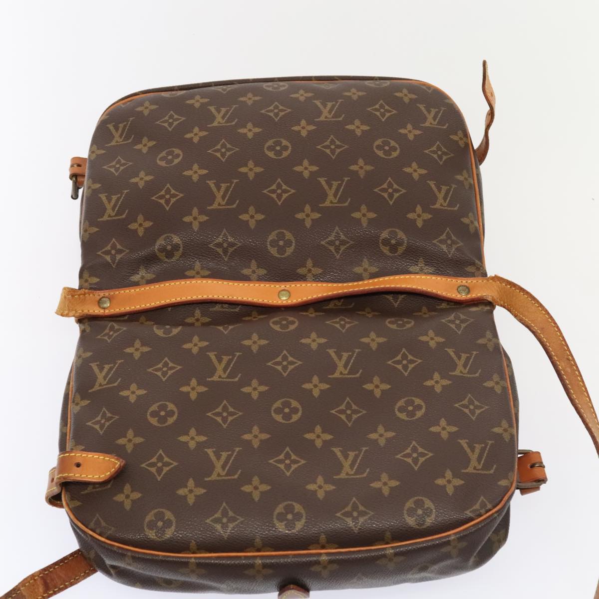 LOUIS VUITTON Monogram Saumur 30 Shoulder Bag M42256 LV yk14359