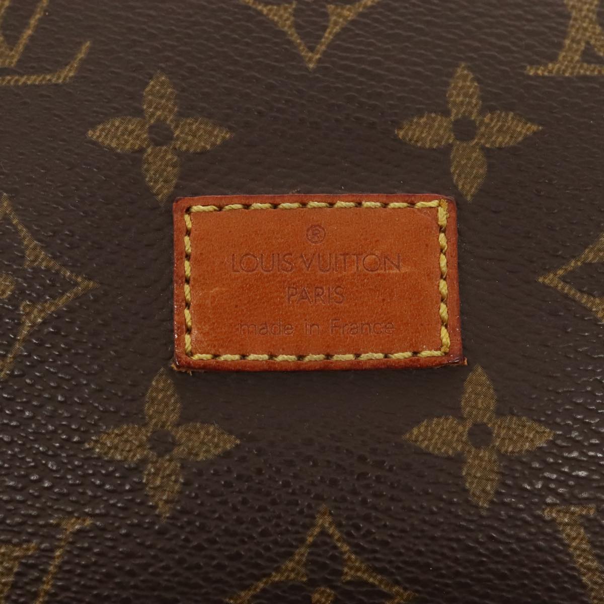 LOUIS VUITTON Monogram Saumur 30 Shoulder Bag M42256 LV yk14359
