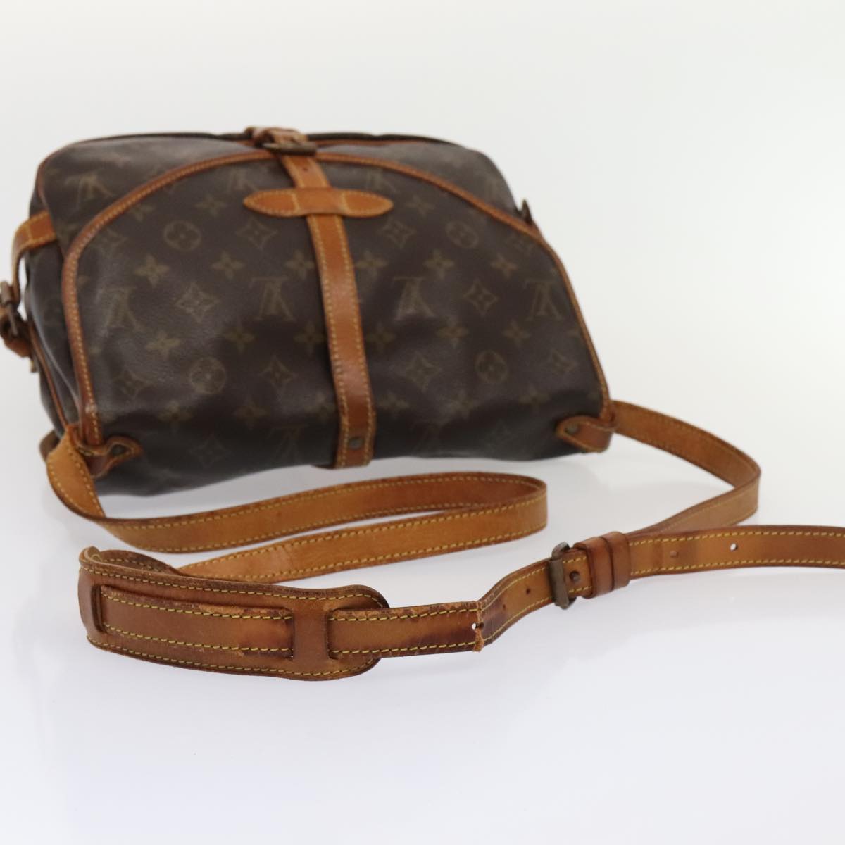 LOUIS VUITTON Monogram Saumur 30 Shoulder Bag M42256 LV yk14359
