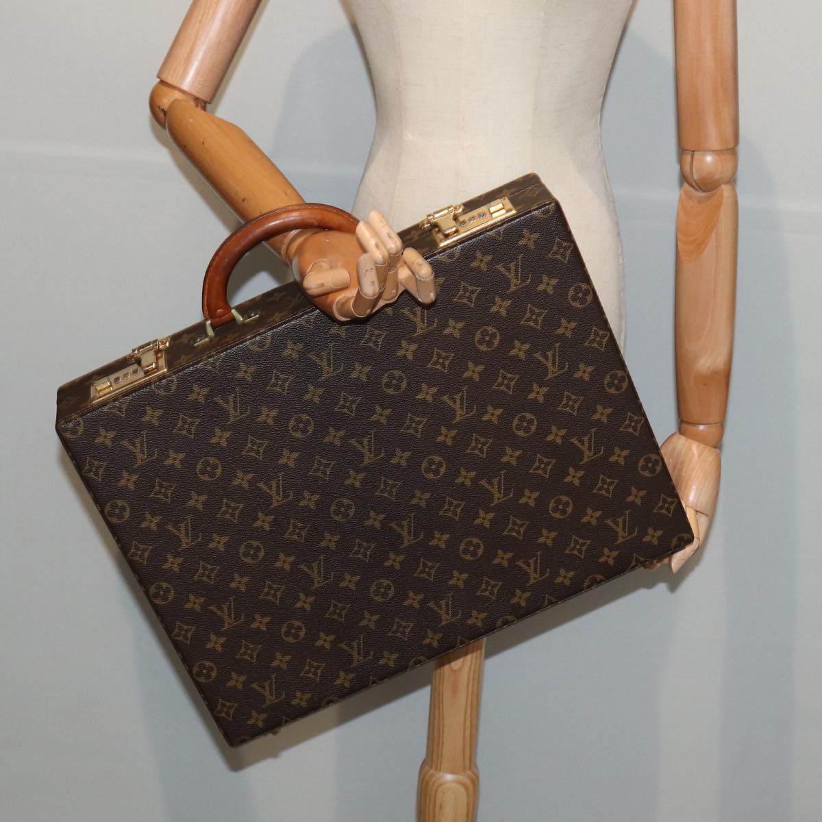 LOUIS VUITTON Monogram Crusher Business Bag M53122 LV yk14374