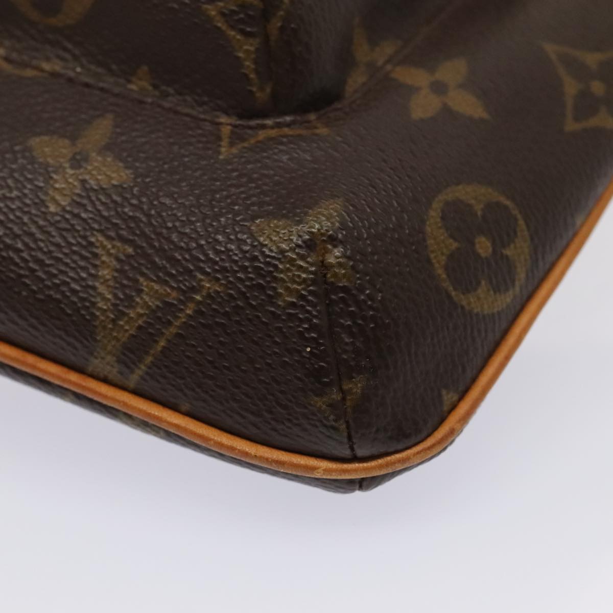 LOUIS VUITTON Monogram Partition Pouch M51901 LV yk14454