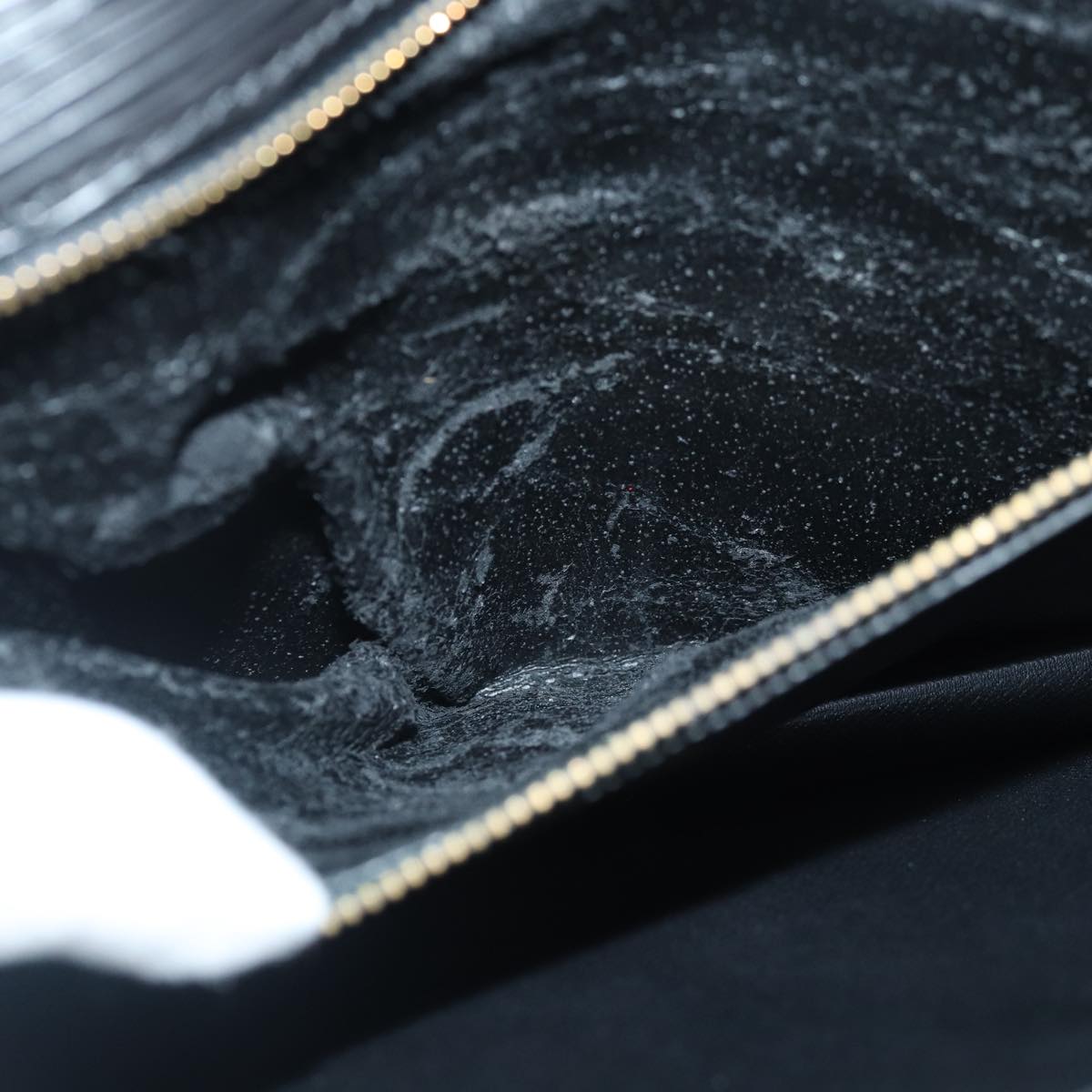 LOUIS VUITTON Epi Serie Dragonne Hand Bag Black Noir M52612 LV yk14514