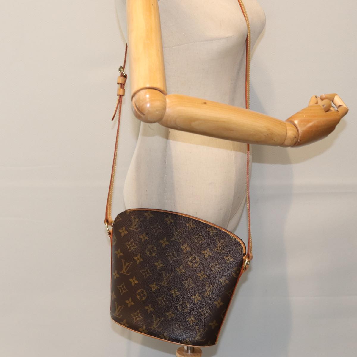LOUIS VUITTON Monogram Drouot Shoulder Shoulder Bag M51290 LV yk14526