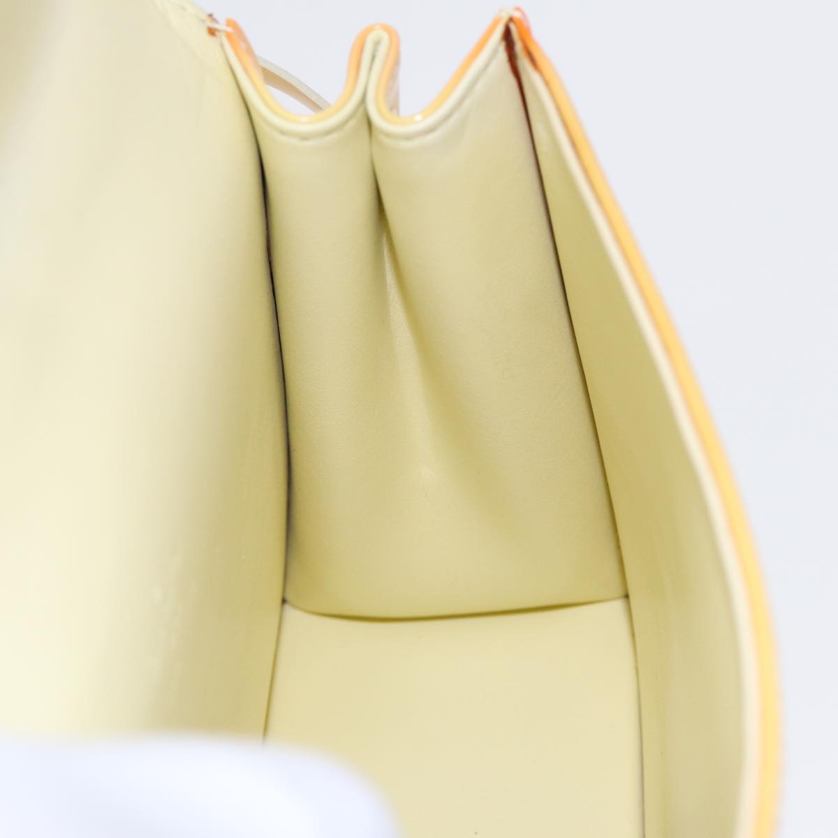 LOUIS VUITTON Monogram Vernis Spring Street Bag Lime Yellow M91068 yk14536