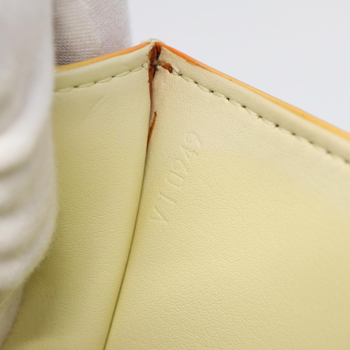 LOUIS VUITTON Monogram Vernis Spring Street Bag Lime Yellow M91068 yk14536