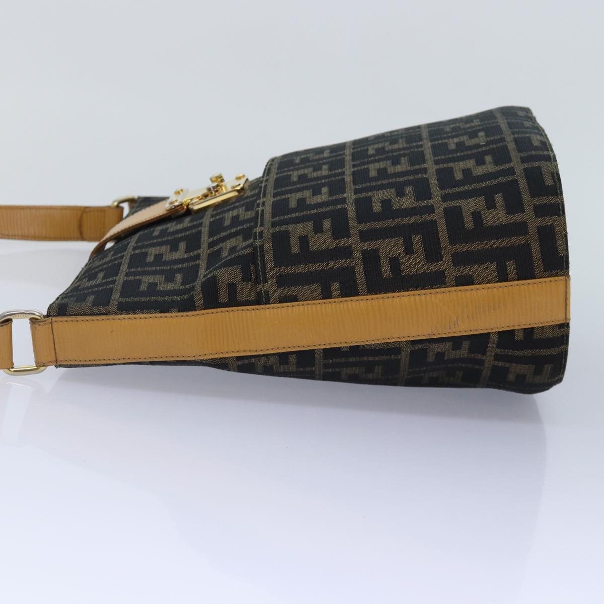 Luxury Fendi Zucca Canvas Shoulder Bag Gold Black Brownyk14581