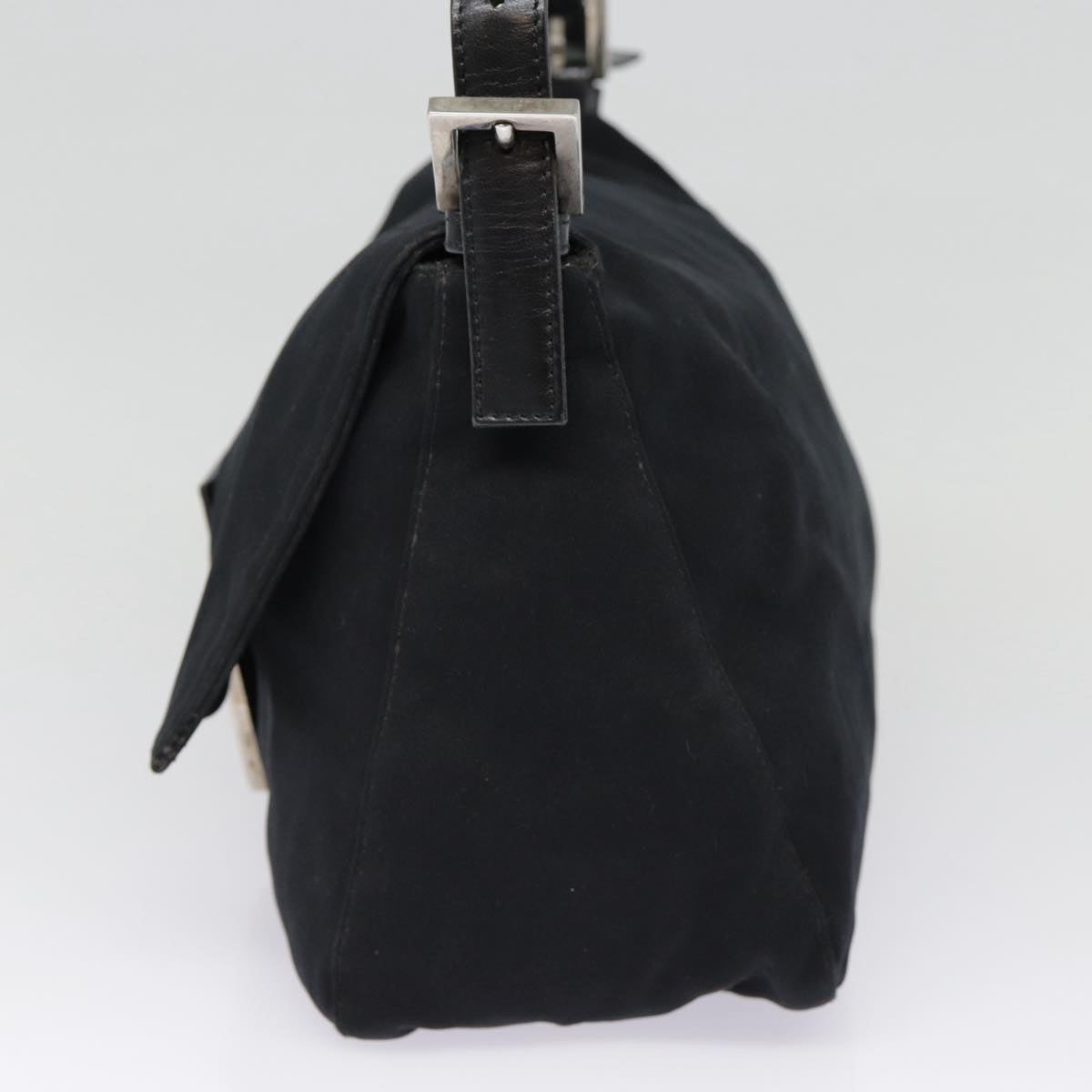 Luxury Fendi Mamma Baguette Shoulder Bag Nylon Black Silveryk14611