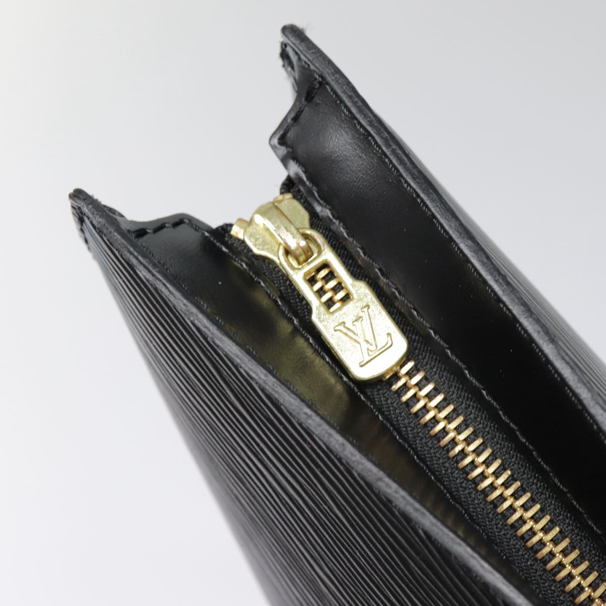 LOUIS VUITTON Epi Saint Jacques Hand Bag Black M52272 LV yk14634
