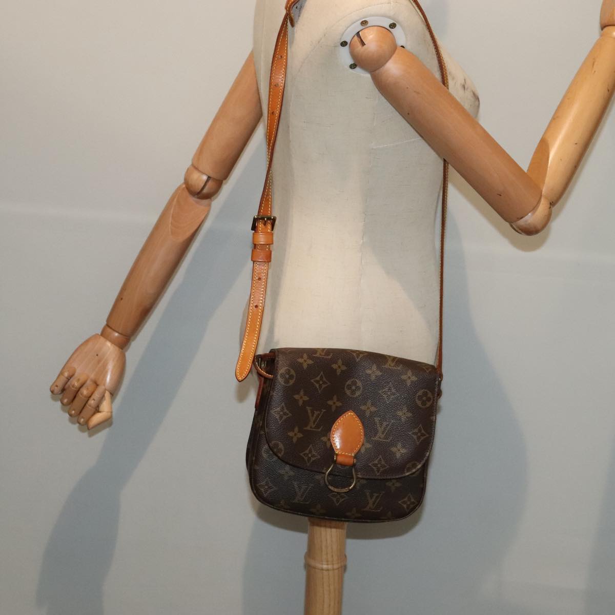 LOUIS VUITTON Monogram Saint Cloud MM Shoulder Bag M51243 LV yk14712